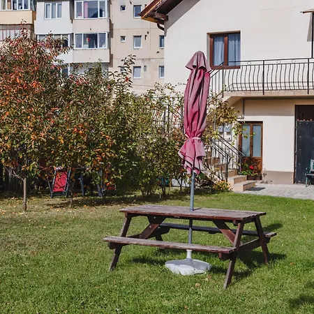 Cazare Zorilor Zarnesti Exterior photo